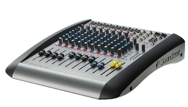 Soundcraft E8 模拟调音台