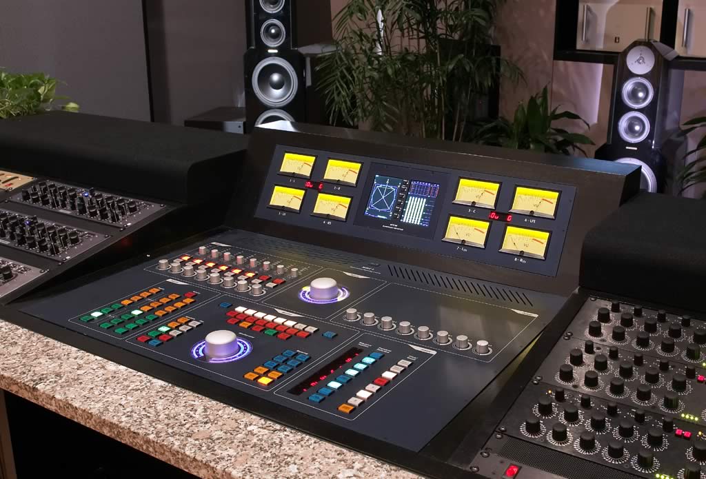 SPL MMC1 多通道顶极母带控制台