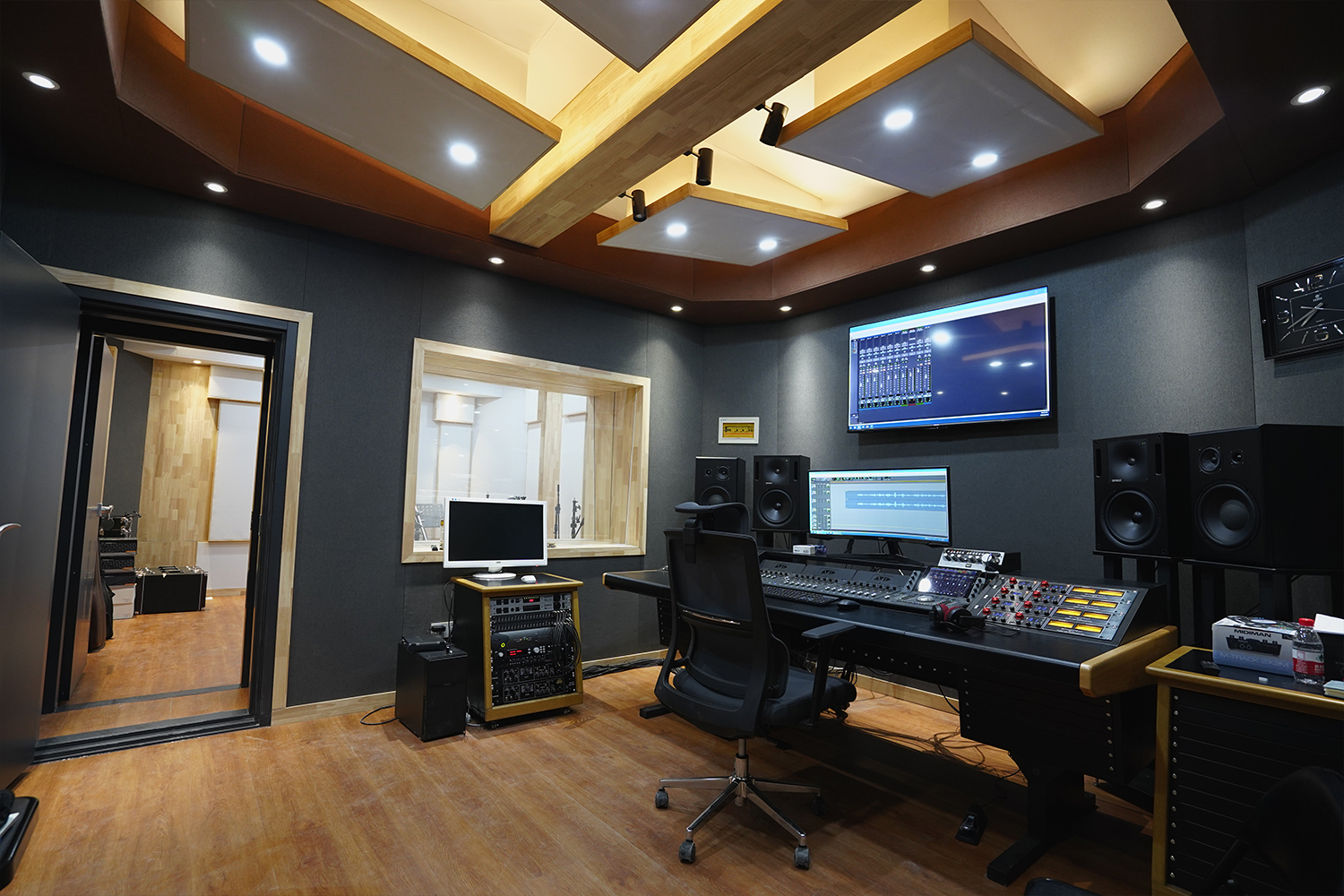 内蒙古呼伦贝尔少年宫录音棚音频项目