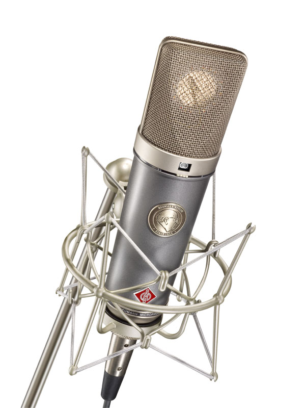 Neumann TLM 67 搭配防震架