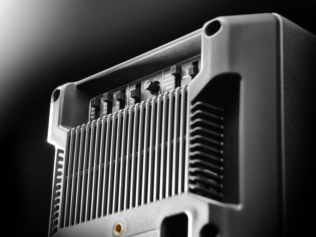 Neumann KH 120 II 专业监听音箱细节