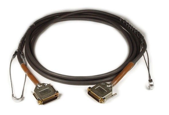 Avid 仅 TDIF 用 DB25 转 DB25 DigiSnake 线缆 - 12 英尺