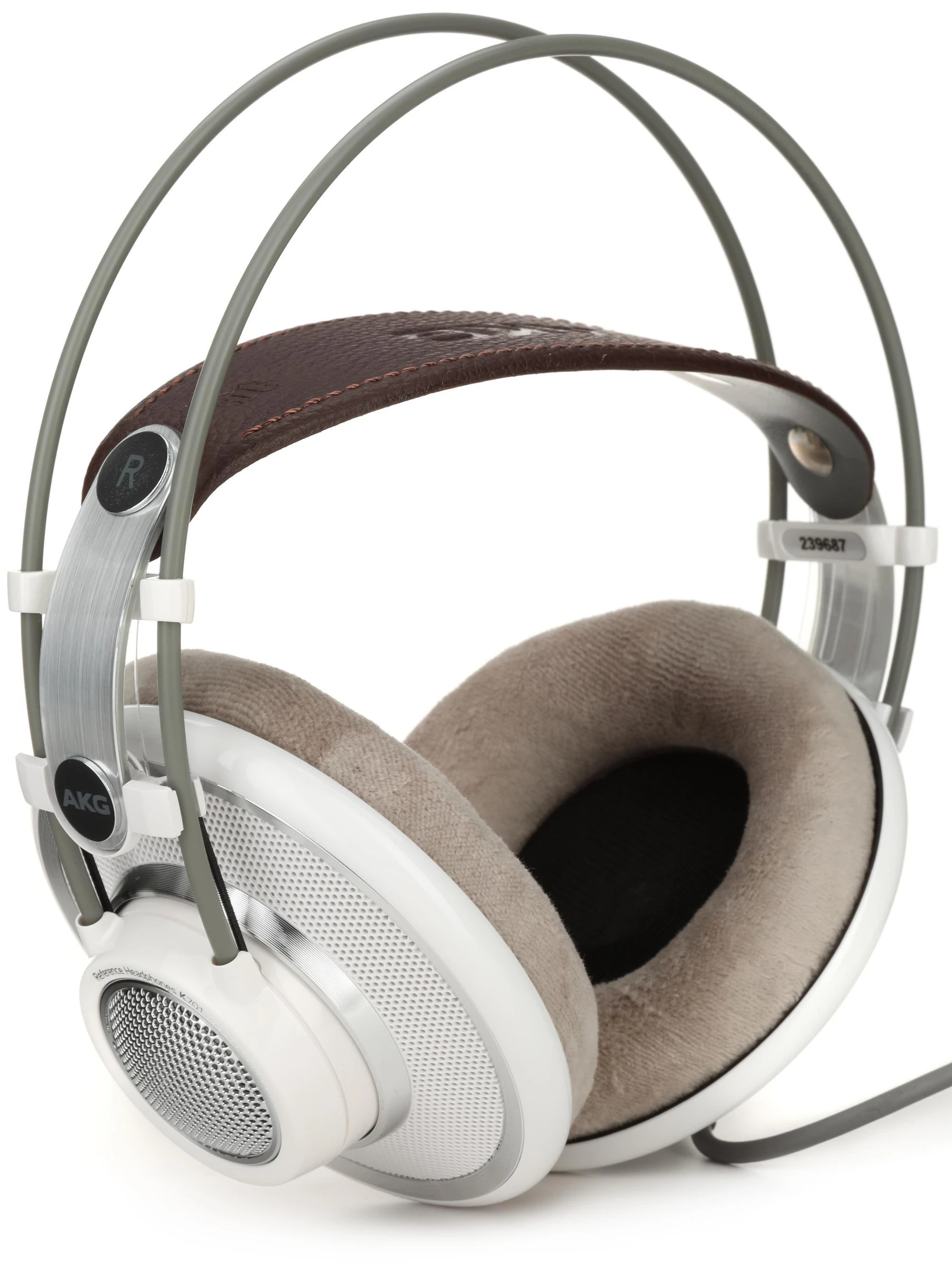 AKG K701 开放式录音室参考耳机